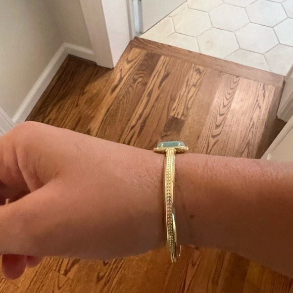 Kendra Scott cuff bracelet - Picture 3 of 4